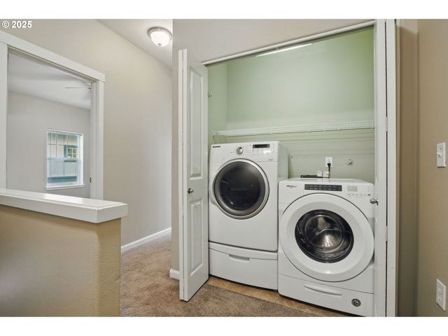 22864 Sw FOREST CREEK Dr 200, Sherwood, OR 97140