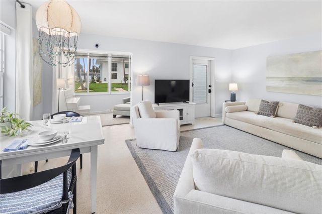5400 GULF DRIVE 18, Holmes Beach, FL 34217