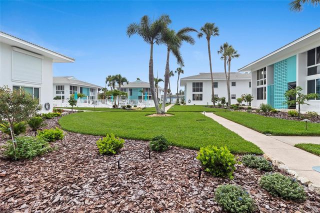 5400 GULF DRIVE 18, Holmes Beach, FL 34217