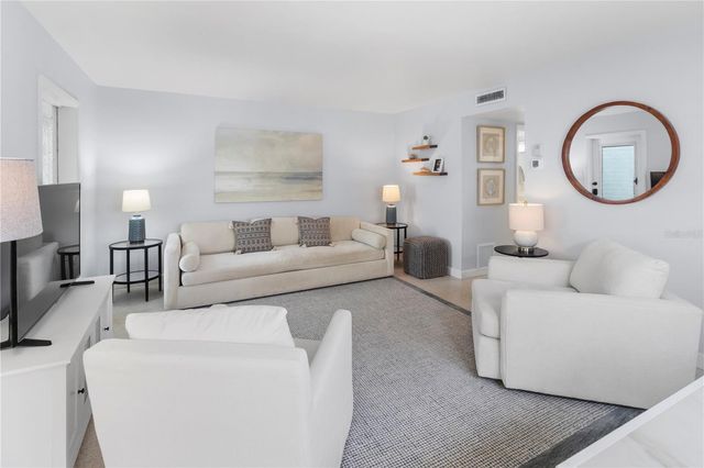 5400 GULF DRIVE 18, Holmes Beach, FL 34217