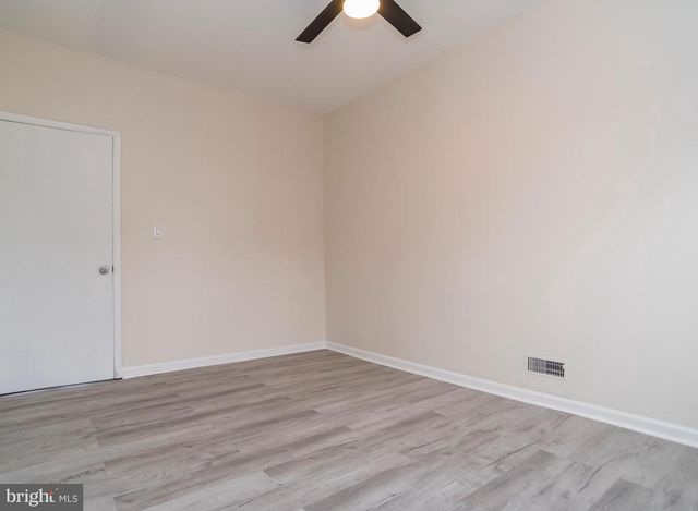 2427 BUTTONWOOD LN, Millville, NJ 08332