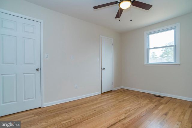 2427 BUTTONWOOD LN, Millville, NJ 08332