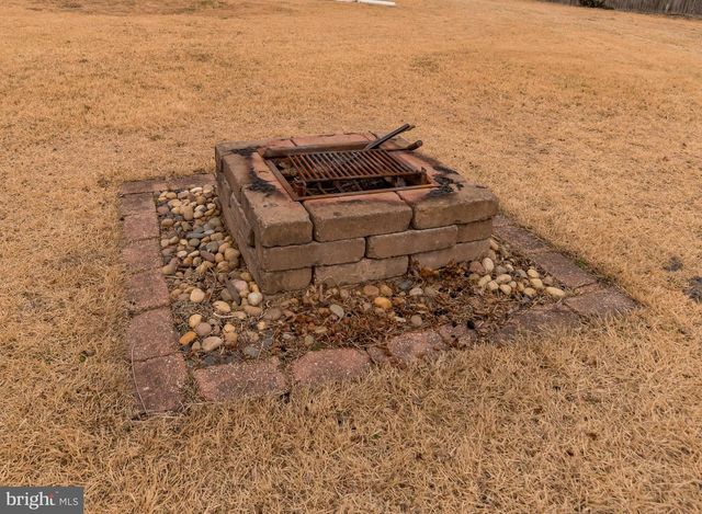 2427 BUTTONWOOD LN, Millville, NJ 08332