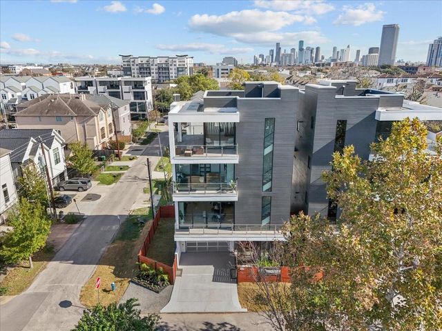 516 Reinerman Street, Houston, TX 77007