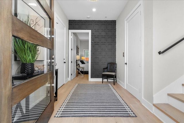 516 Reinerman Street, Houston, TX 77007