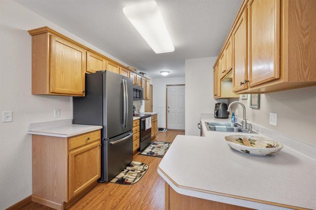 923 Chandler Lane, Sun Prairie, WI 53590