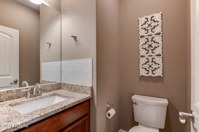 3115 Oakwood Hills Lane, Knoxville, TN 37931