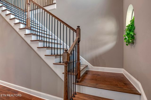 3115 Oakwood Hills Lane, Knoxville, TN 37931