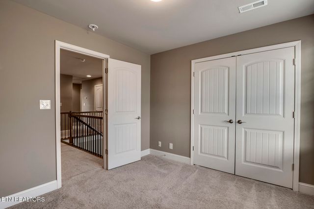 3115 Oakwood Hills Lane, Knoxville, TN 37931