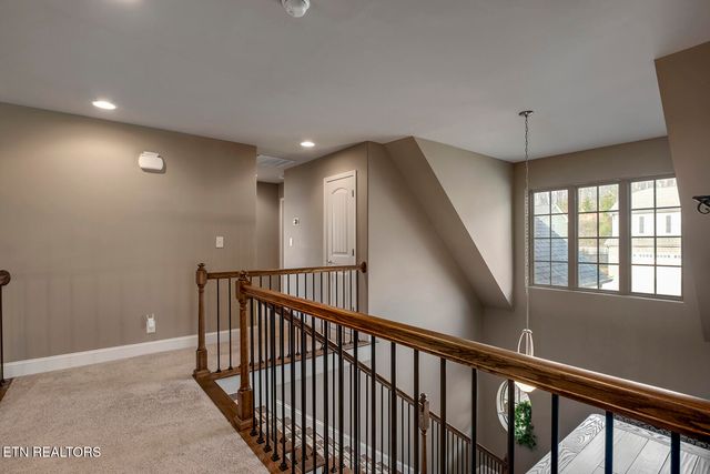 3115 Oakwood Hills Lane, Knoxville, TN 37931