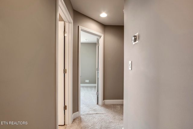 3115 Oakwood Hills Lane, Knoxville, TN 37931