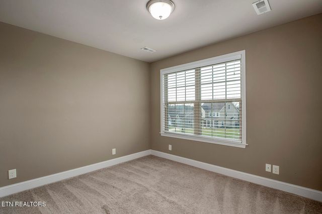 3115 Oakwood Hills Lane, Knoxville, TN 37931