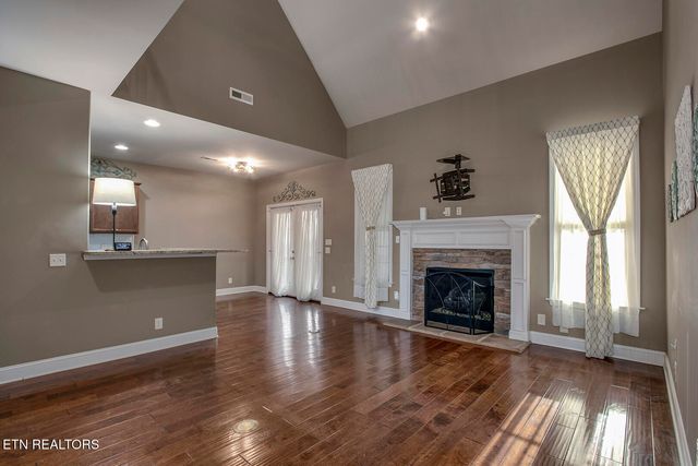 3115 Oakwood Hills Lane, Knoxville, TN 37931