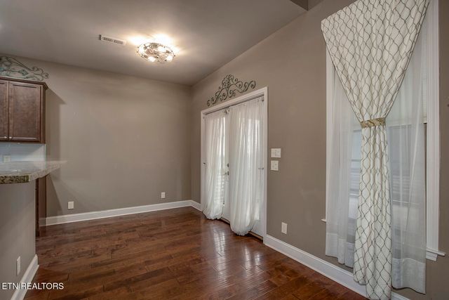 3115 Oakwood Hills Lane, Knoxville, TN 37931