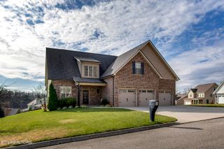 3115 Oakwood Hills Lane, Knoxville, TN 37931