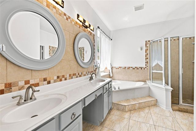 11239 Riverridge Park Lane, Houston, TX 77089
