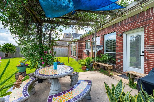11239 Riverridge Park Lane, Houston, TX 77089