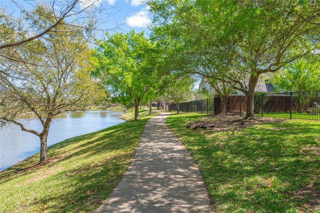 11239 Riverridge Park Lane, Houston, TX 77089