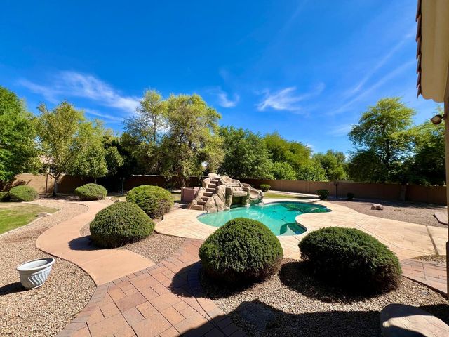 2378 E Virgo Place, Chandler, AZ 85249