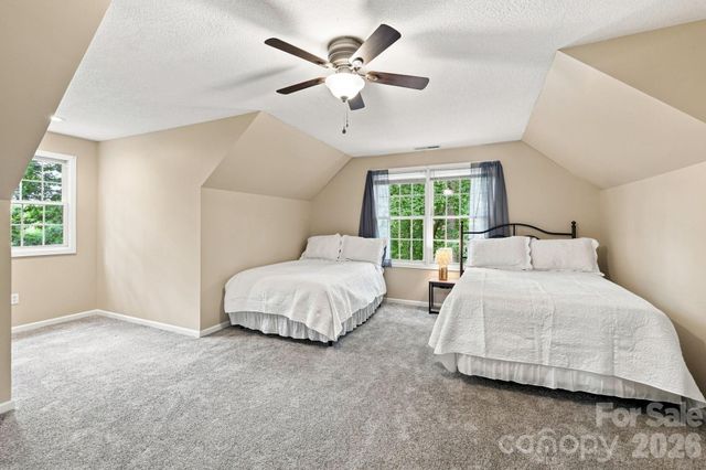 95 Holly Ridge Road, Waynesville, NC 28786