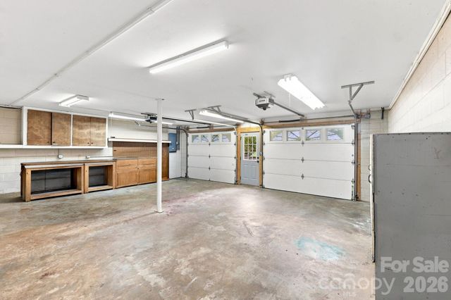 95 Holly Ridge Road, Waynesville, NC 28786