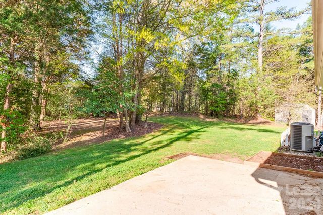 13818 Faversham Court, Pineville, NC 28134