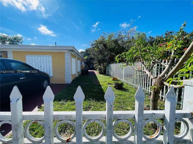 6118 Mayo Street 2, Hollywood, FL 33023