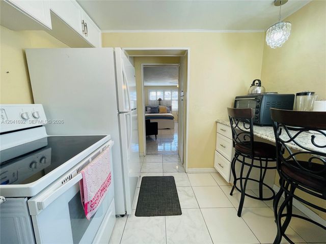 6118 Mayo Street 2, Hollywood, FL 33023