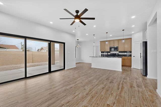 10309 Catalina Court SW, Albuquerque, NM 87121