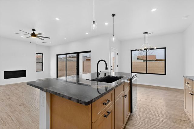 10309 Catalina Court SW, Albuquerque, NM 87121