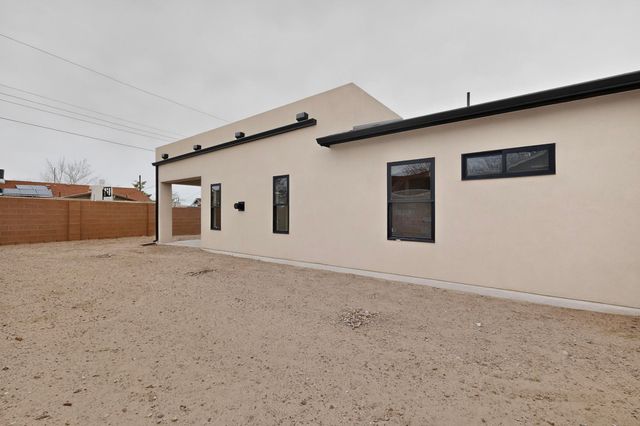 10309 Catalina Court SW, Albuquerque, NM 87121