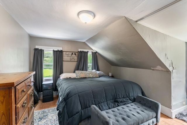 135 Hart St, Beverly, MA 01915