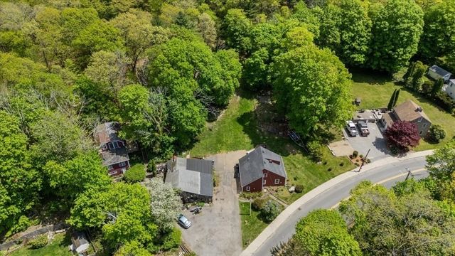 135 Hart St, Beverly, MA 01915