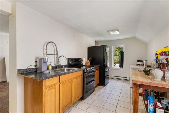 135 Hart St, Beverly, MA 01915