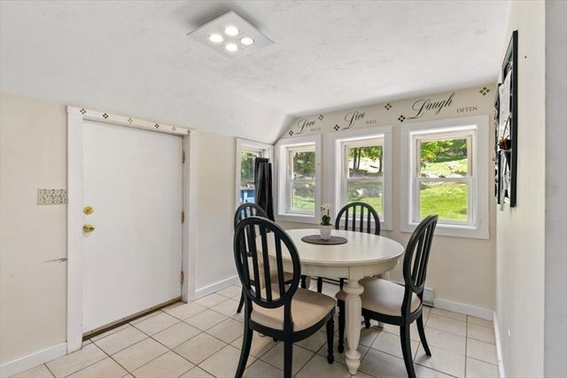 135 Hart St, Beverly, MA 01915