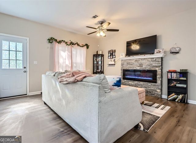 7805 Rock Rose Lane, Fairburn, GA 30213