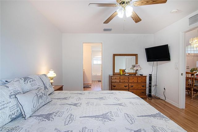 3032 SW 10th AVE, Cape Coral, FL 33914