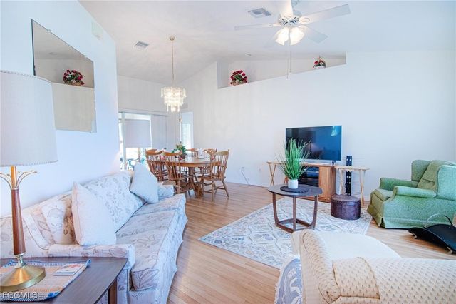 3032 SW 10th AVE, Cape Coral, FL 33914