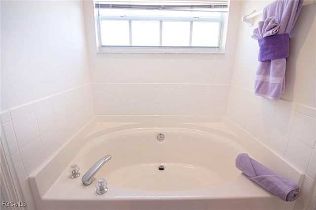 3032 SW 10th AVE, Cape Coral, FL 33914