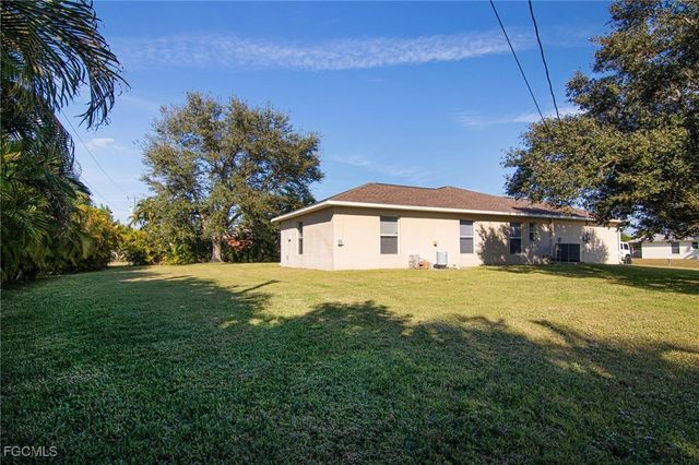 3032 SW 10th AVE, Cape Coral, FL 33914