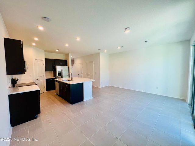 316 ANTHONY Drive, Jacksonville, FL 32218