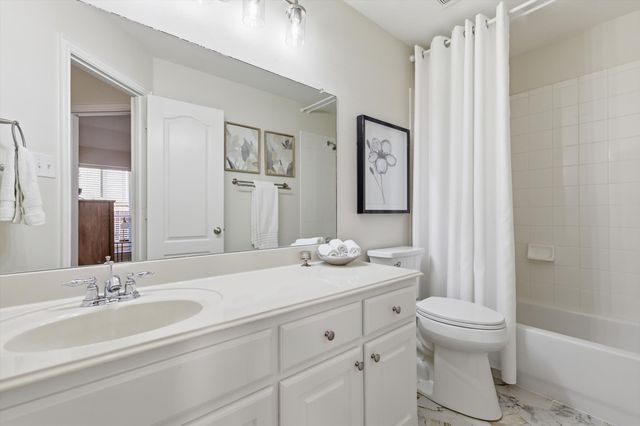 1161 Bonham Parkway, Lantana, TX 76226