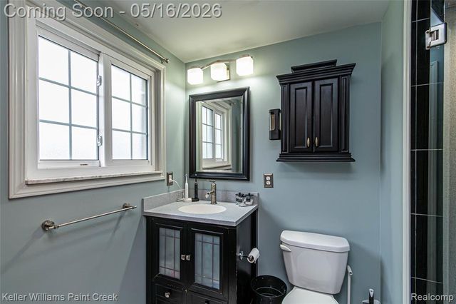47038 Sarnus Drive, Macomb, MI 48044