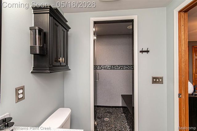 47038 Sarnus Drive, Macomb, MI 48044