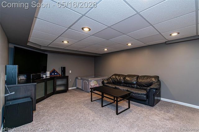 47038 Sarnus Drive, Macomb, MI 48044