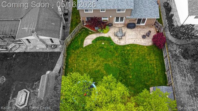 47038 Sarnus Drive, Macomb, MI 48044