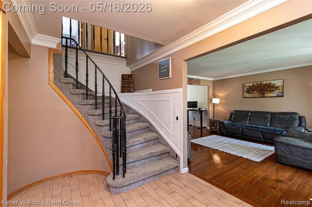 47038 Sarnus Drive, Macomb, MI 48044