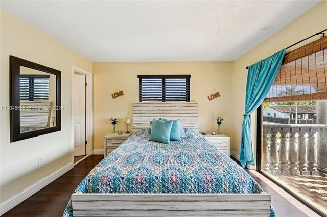 10365 SW 11th Ter 4-9B, Miami, FL 33174