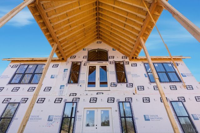 7 Wingfield Drive, Goode, VA 24556