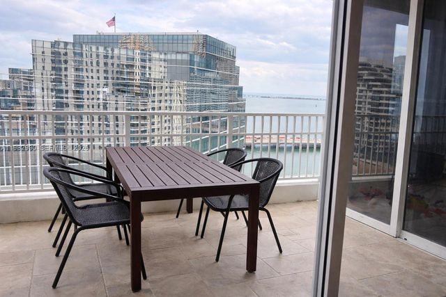 701 Brickell Key Dr. #1611, Miami, FL 33131